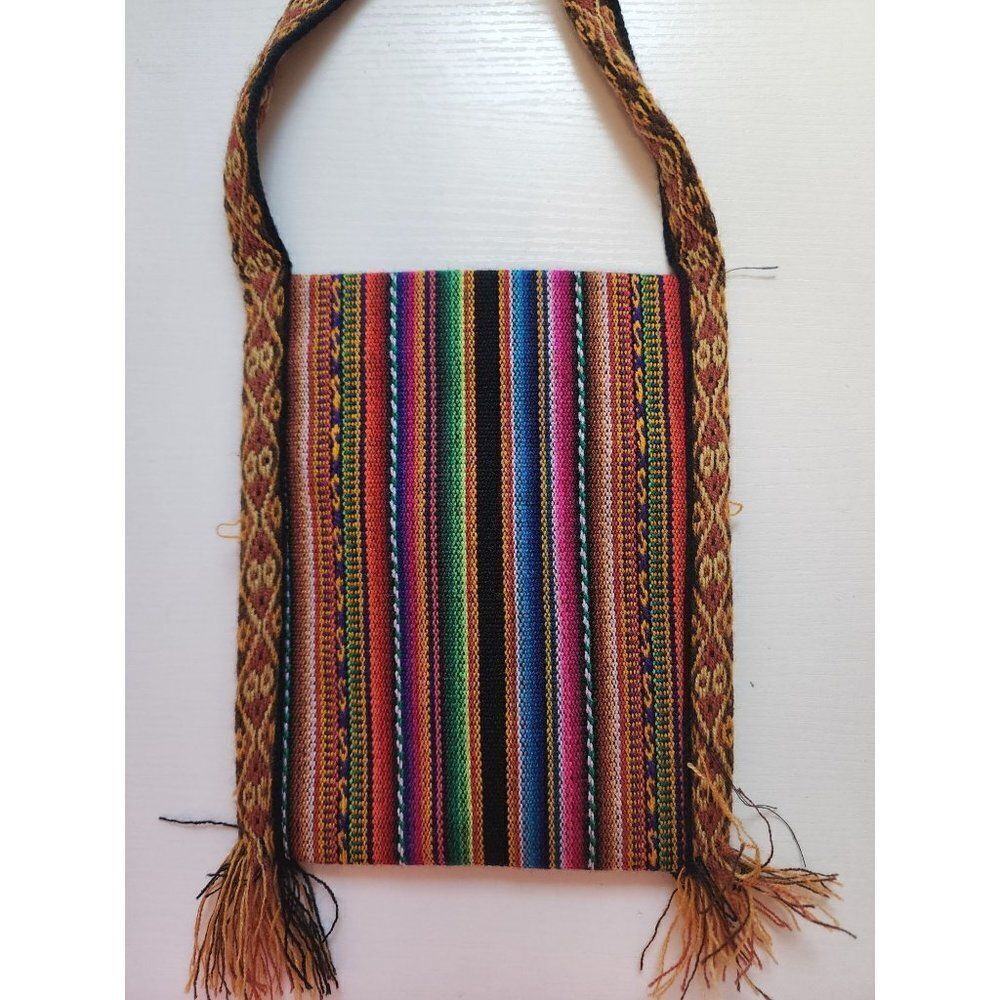 Small Handmade Dominican purse - Picture 2 of 6